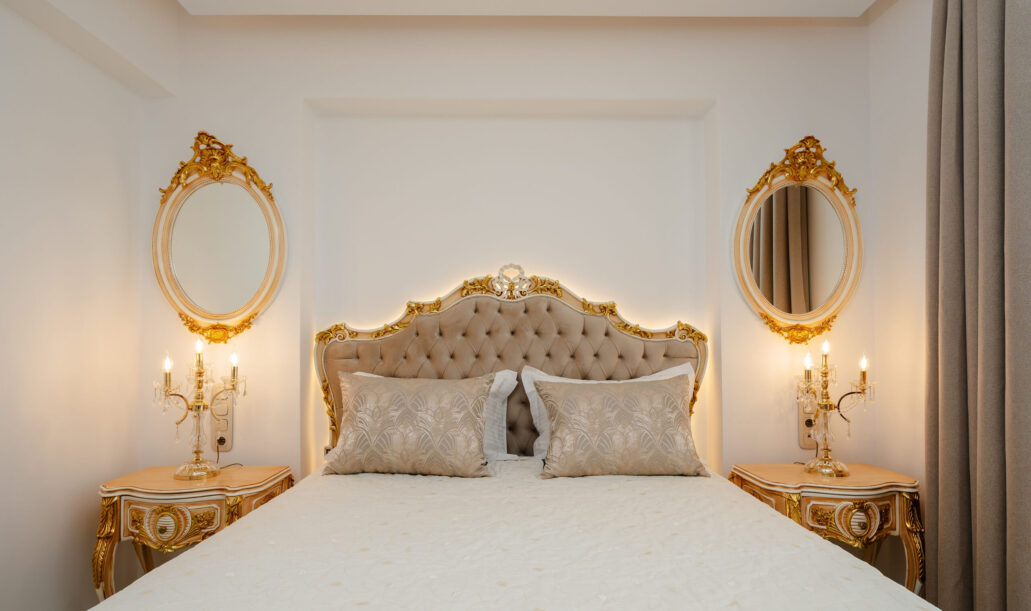 Aristocratic_interior-24